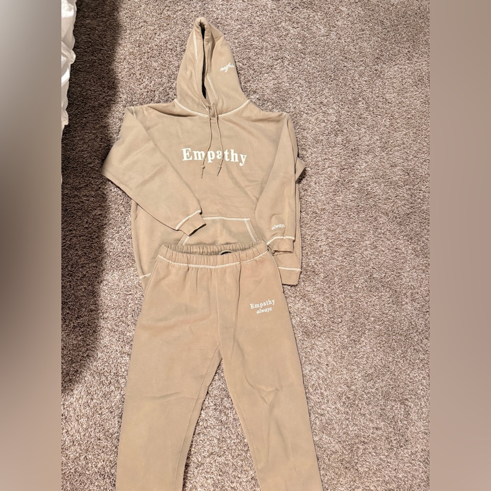 mayfair sweat set size S/M